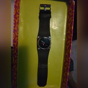 DAKOTA Volcano HYBRID Wrist Watch Digital and Analog Black Leather Band